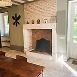 Vendégház Le Chai De Peyssard, Piscine Chauffee. Château-lʼÉvêque