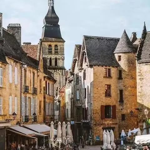 게스트하우스 Le Chai De Peyssard, Piscine Chauffee. Château-lʼÉvêque
